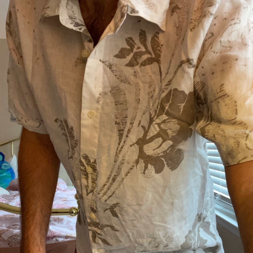 Calvin Klein Linen short sleeved button down with floral pattern. Sz L (or M)